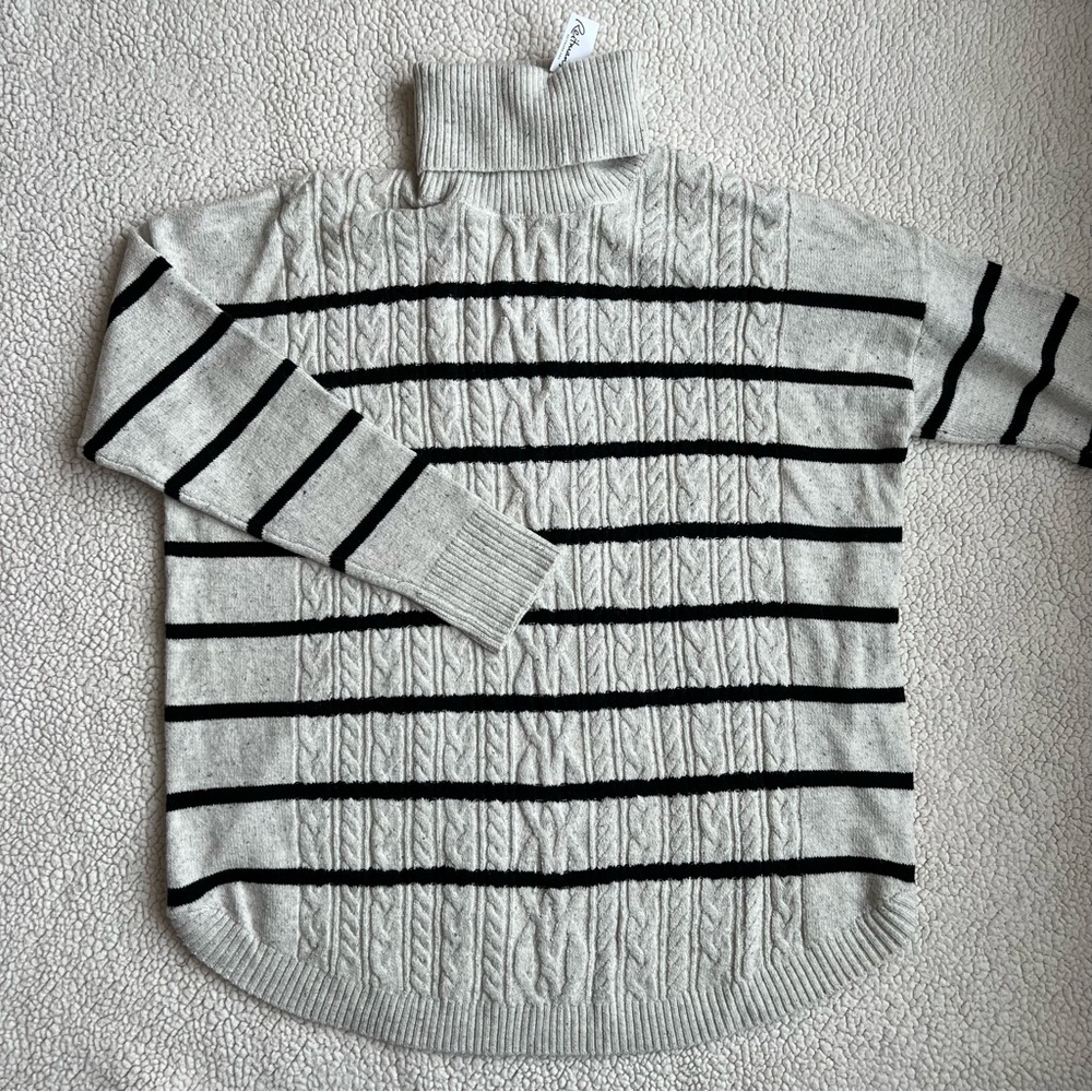New Reitmans Striped Cable Knit Turtleneck Sweater in Light Gray and Black